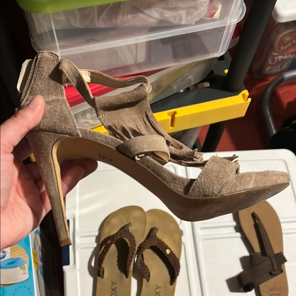 INC International Concepts Tan Heels Classic Design